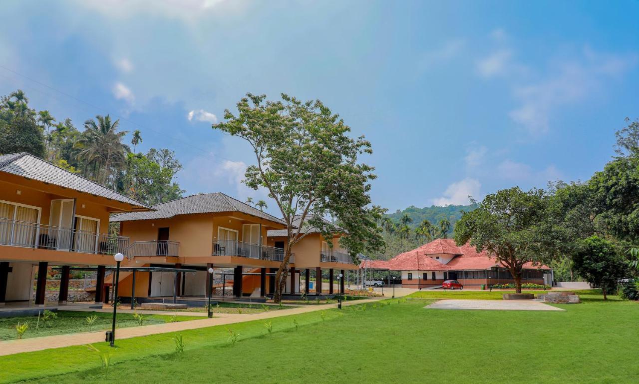 Sterling Vythiri Wayanad Hotel Exterior foto