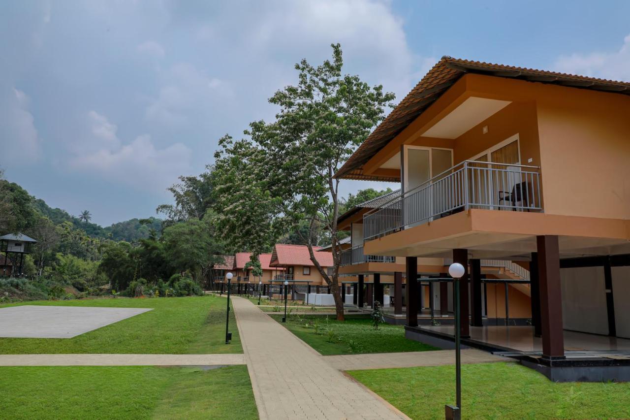 Sterling Vythiri Wayanad Hotel Exterior foto