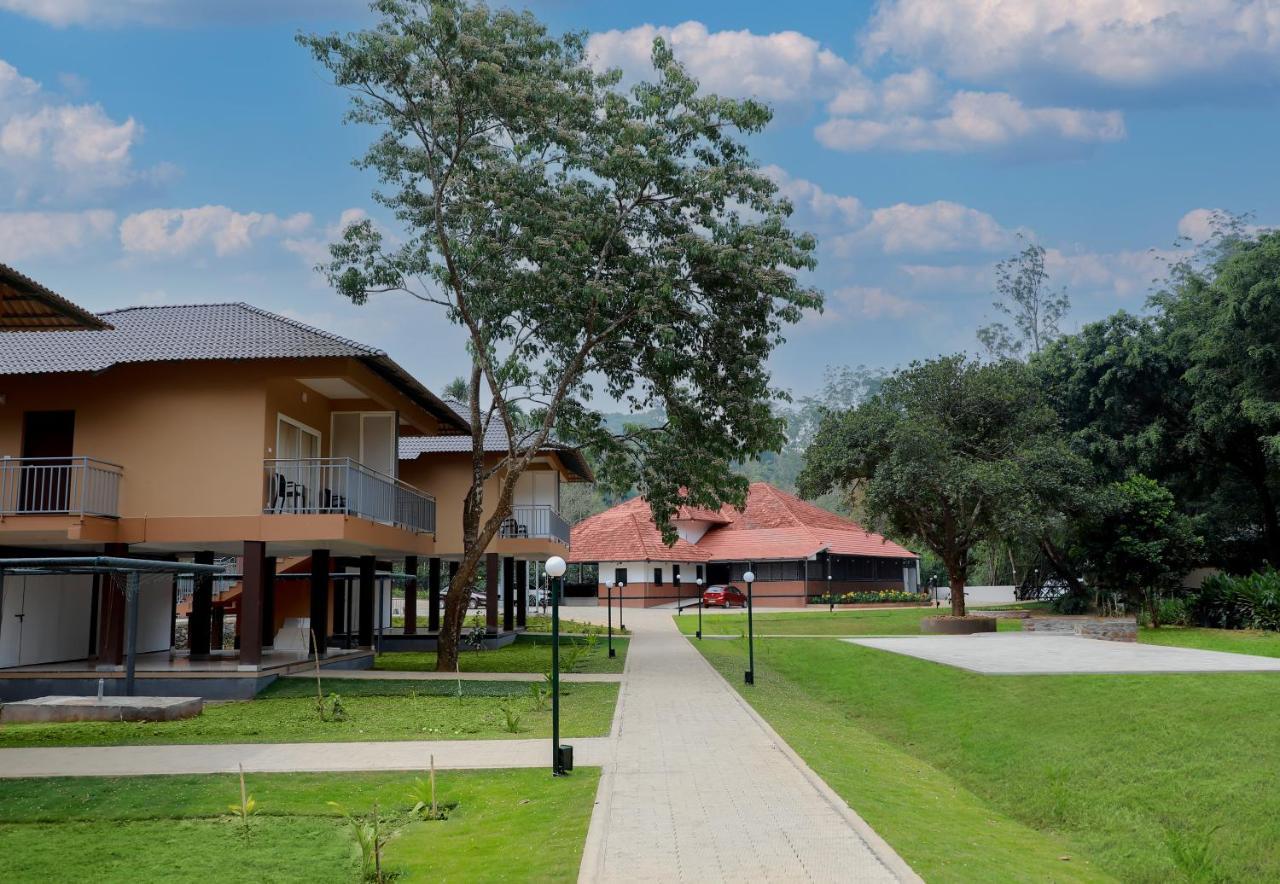 Sterling Vythiri Wayanad Hotel Exterior foto